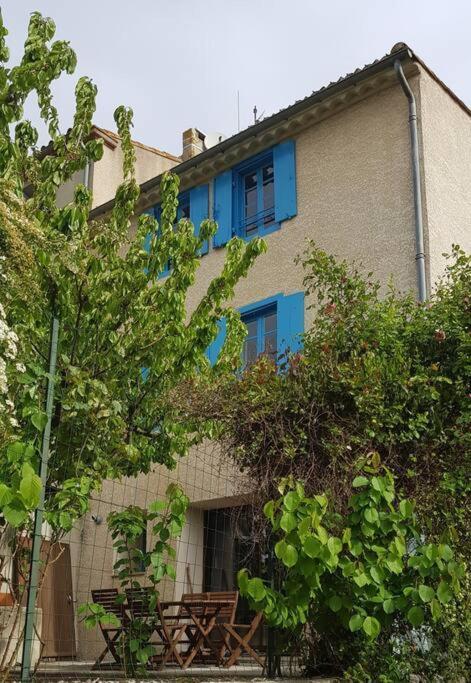 Rue Basse - Village House Overlooking The Pyrenees Montréal Exteriör bild